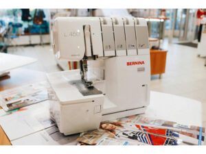 Оверлок Bernina L450