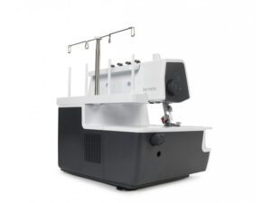 Распошивальная машина Bernina Bernette Funlock b42