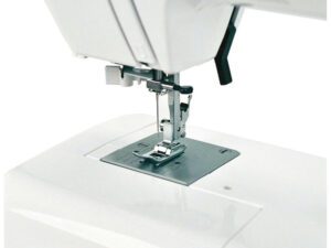 Швейная машина Elna PE1022