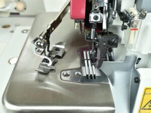 Промышленный 3-х ниточный оверлок Aurora A-700DE-3 Home