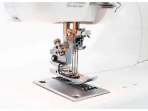 Распошивальная машина Janome CoverPro 7