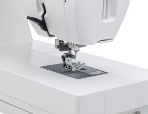 Швейная машина Janome Memory Craft 9450QCP