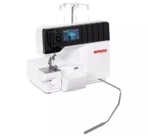 Коверлок Bernina L890