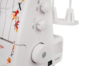 Оверлок Janome ArtStyle 4057