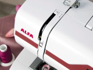 Швейная машина Alfa PRO 1000e