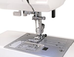 Швейная машина Janome Clio200