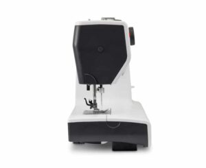 Швейная машина Bernina Bernette b33
