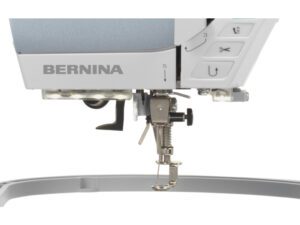 Швейно-вышивальная машина Bernina 570QE