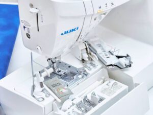 Швейная машина Juki HZL-DX5