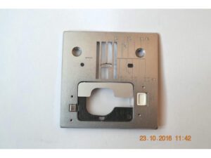 Игольная пластина в сборе Juki HZL-61e, 71e, 80e, 90
