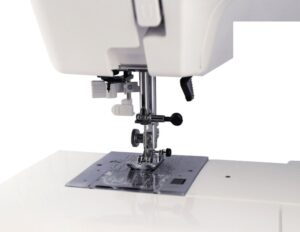 Швейная машина Janome ArtDecor 724E