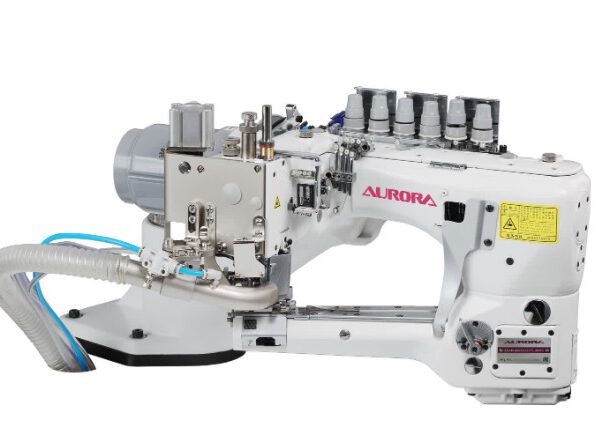Флэтлок пневматического типа с двухсторонней обрезкой края материала AURORA  А-8740-460-02-D-UTL-AW1S  (прямой привод, автоматический подъем лапки и обрезка нити)