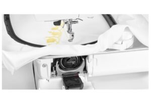 Вышивальная машина Bernina 700