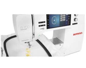 Вышивальная машина Bernina 700