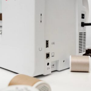 Швейно-вышивальная машина Bernina 790 PRO