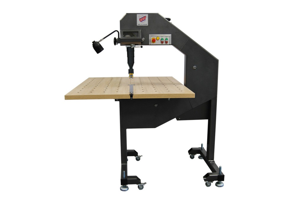 Раскройная ленточная машина REXEL R500