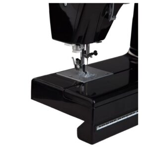Швейная машина Janome LE-314 NERO