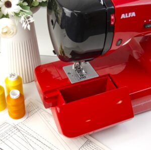 Швейная машина Alfa 2200