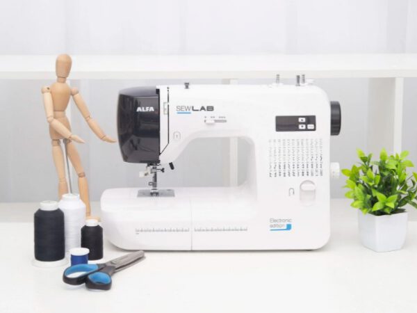 Швейная машина ALFA Sew Lab