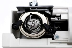 Швейная машина Janome LW-17