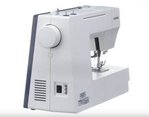 Электромеханическая швейная машина Janome 1522BL