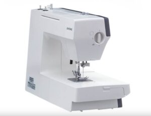 Электромеханическая швейная машина Janome 1522BL