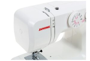 Бытовая швейная машина Janome 331
