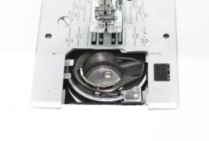 Швейная машина Janome 7518A (без чехла)