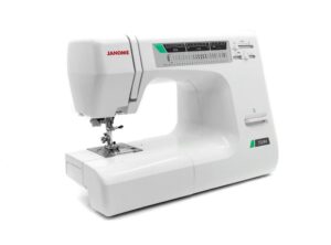 Бытовая швейная машина Janome 7524А