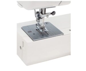 Бытовая швейная машина Janome Ai20