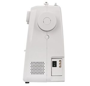 Электромеханическая швейная машина Janome ArtStyle 4045