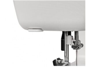 Электромеханическая швейная машина Janome ArtStyle 4045
