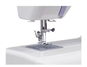 Бытовая швейная машина Janome Juno 1815