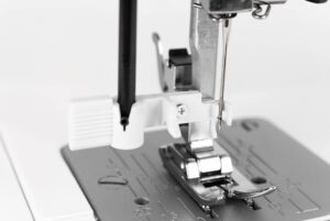 Швейная машина Janome LW-30