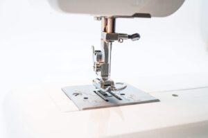 Швейная машина Janome Legend 2520