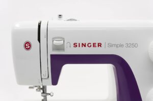 Швейная машина Singer Simple 3250