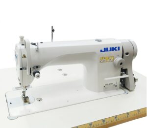 Прямострочная промышленная швейная машина DDL-8700N Juki