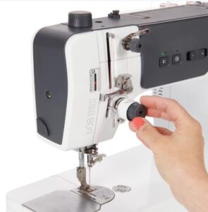 Швейная машина BERNETTE B08 STRAIGHT STITCH