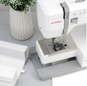 Швейная машина Aurora 570e