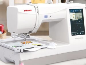 Вышивальная машина Janome Memory Craft 100E Turquoise Blue
