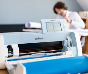 Раскройный плоттер Brother SDX1200 ScanNCut