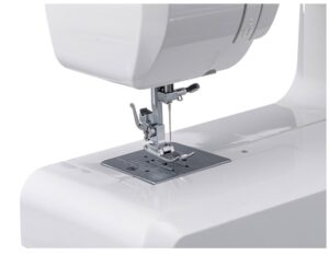 Электромеханическая швейная машина Janome 1388