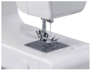 Электромеханическая швейная машина Janome 1388